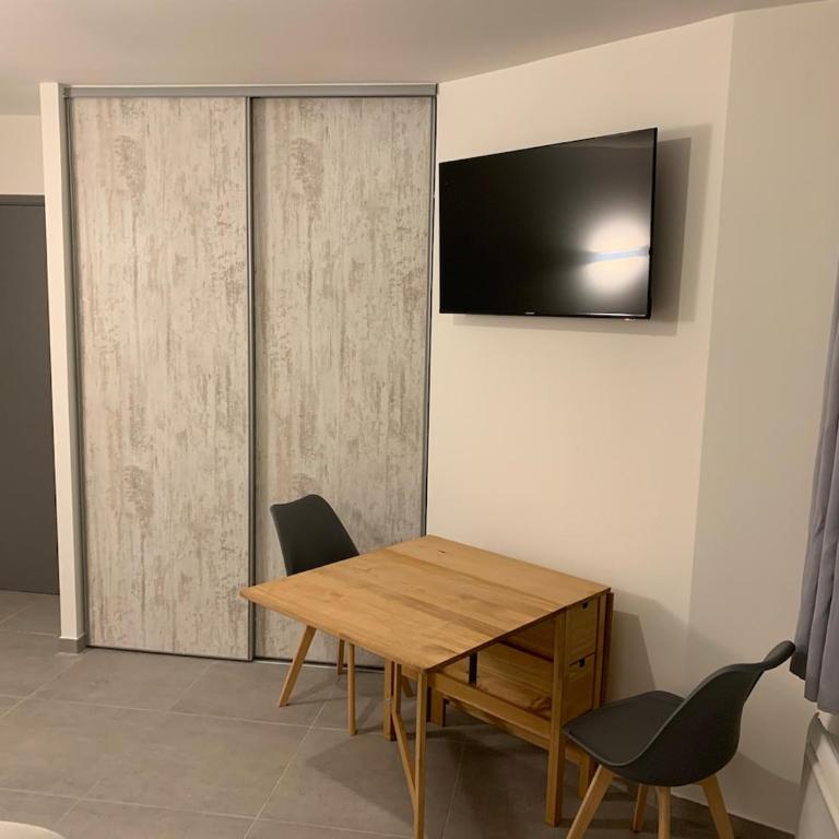 Grande chambre appartement Clara - One-Bedroom Apartment - 6