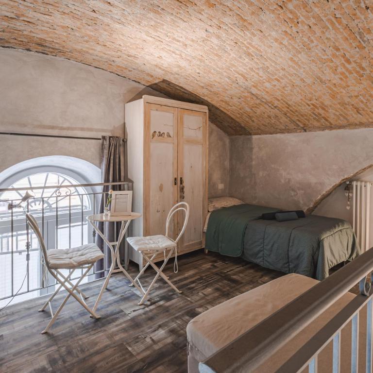 Trieste Art Loft - Camera Tripla Comfort con Doccia - 4