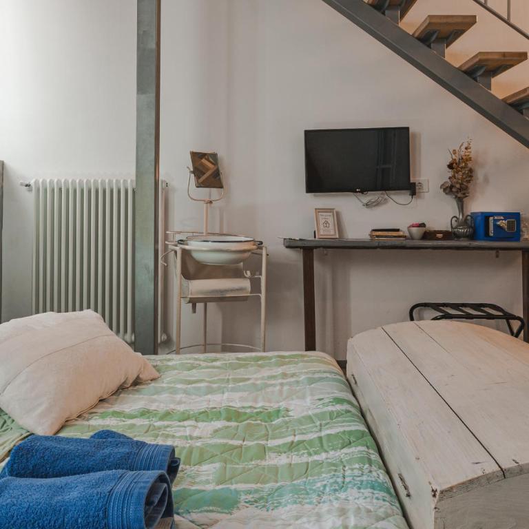 Trieste Art Loft - Camera Quadrupla con Bagno Privato - 11