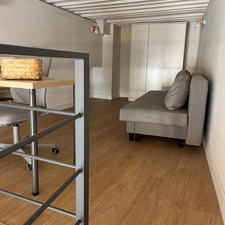 Apartamento junto a la Plaza del Ayuntamiento - Apartamento de 1 dormitorio - 24
