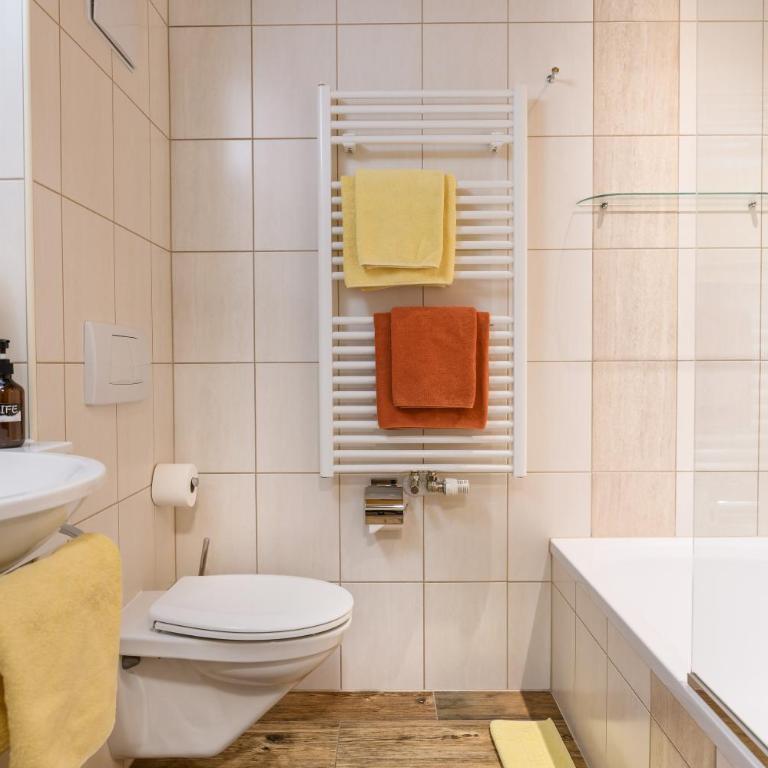 Ferienhaus Birgit - inklusive Eintritt Alpentherme Bad Hofgastein - Apartment mit 2 Schlafzimmern - 2