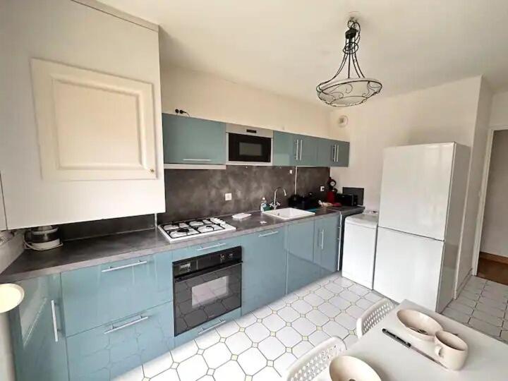 Terrasse & Bulles - Grand T3 au cœur de Reims - Appartamento con 2 Camere da Letto - 6
