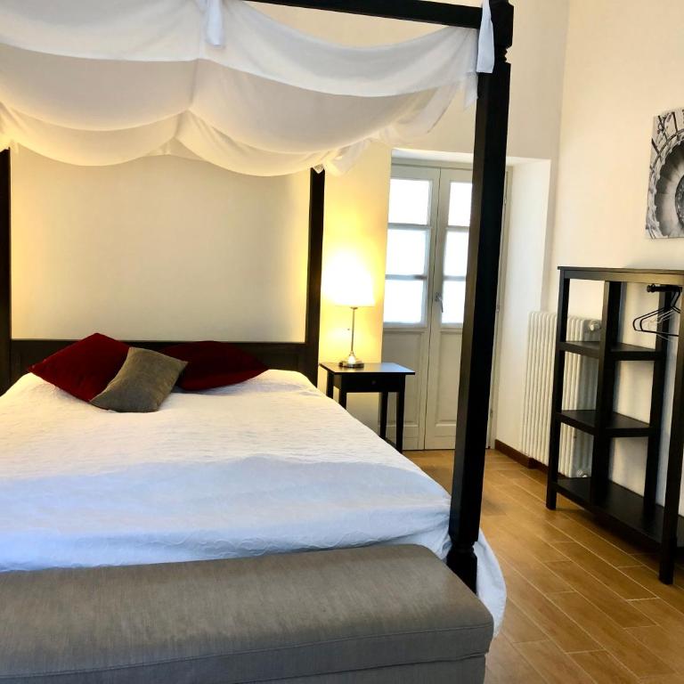 Villa Maghetti - modernized flat in historic palazzo in the center of Luino - Apartment mit 2 Schlafzimmern - 3
