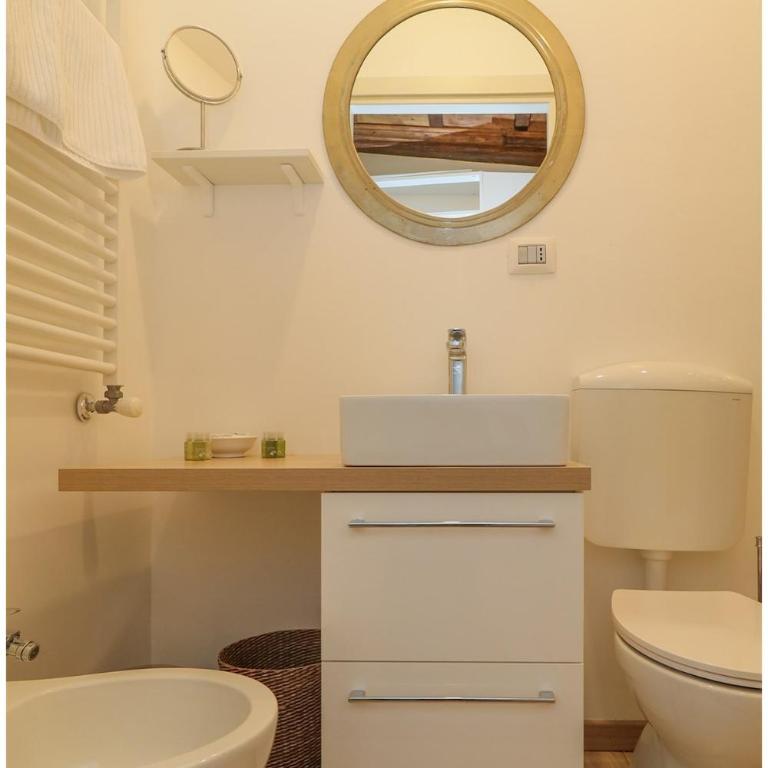 Carlina Charme 10 minutes from Porta Nuova - WIFI - One-Bedroom Apartment - 7