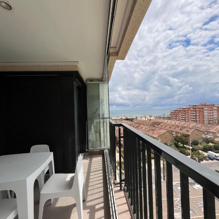 Apartamento con Vistas al mar, Piscina y Pista de Paddle - Apartamento de 2 dormitorios con terraza y vistas al mar - 2