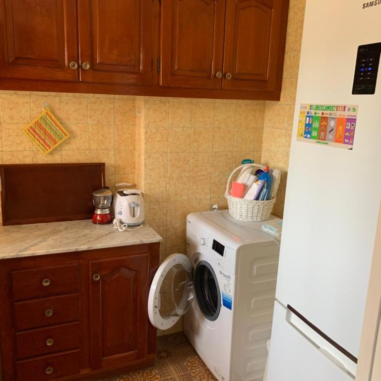 PRIMERA LINEA DE PLAYA con garaje - Apartamento de 2 dormitorios con balcón y vistas al mar - 33