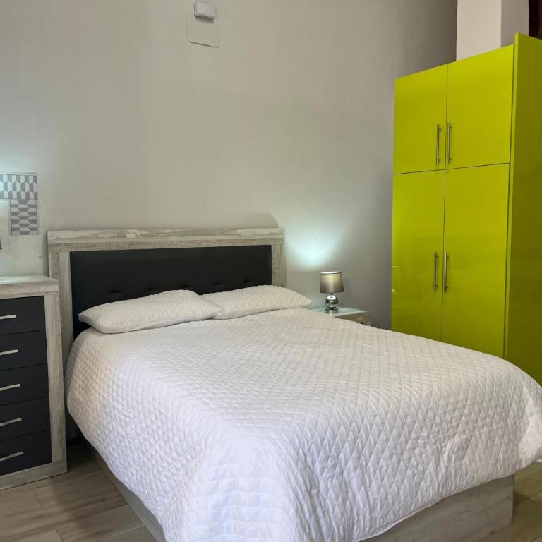Estudio en Madrid acogedor - One-Bedroom Apartment - 1
