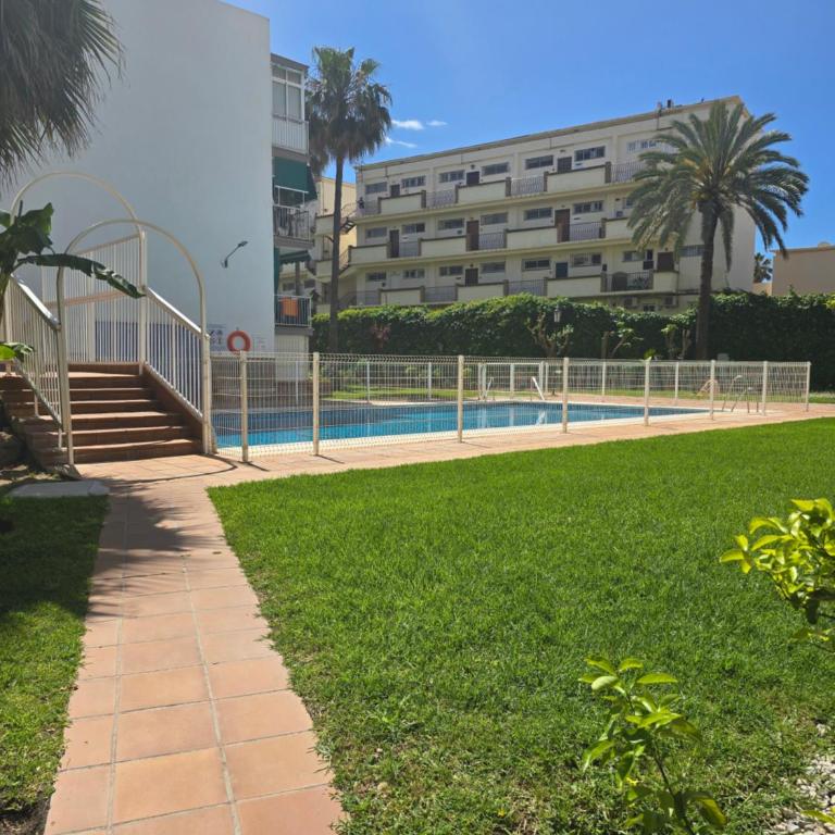 Beach Studio Torremolinos - Apartamento con vistas a la piscina - 6