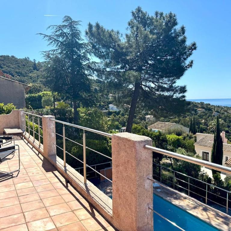 Villa Luxe avec Vue sur Saint-Tropez, Roquebrune - Villa con 3 Camere da Letto - 36