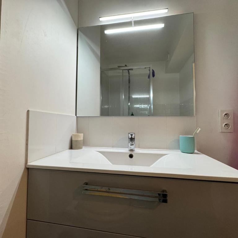 Les Mules - Wifi, Parking, Piscine, Central - One-Bedroom Apartment - 8
