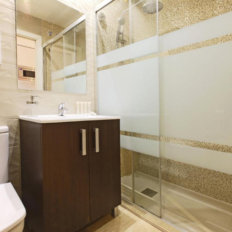 Apartamentos HOLIDAYS BENALBEACH - Deluxe Studio - 11