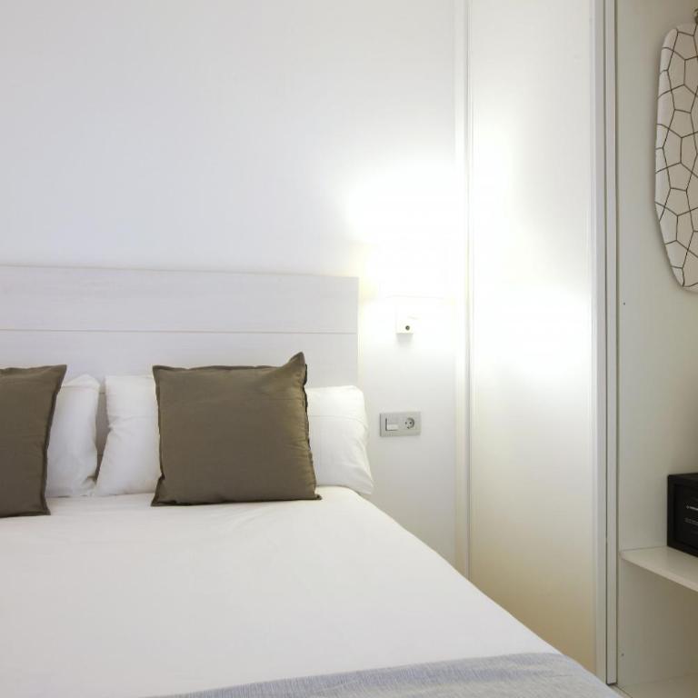 Apartamentos HOLIDAYS BENALBEACH - Deluxe Studio - 31