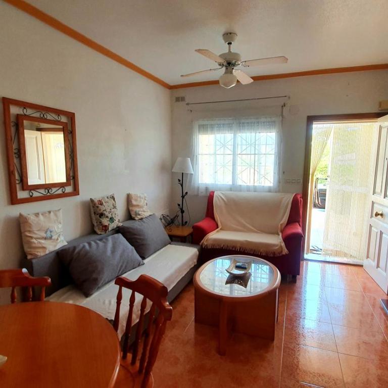 Apartment house Sungrila, 3 rooms, kitchen and terrace - Apartamento de 2 dormitorios - 12
