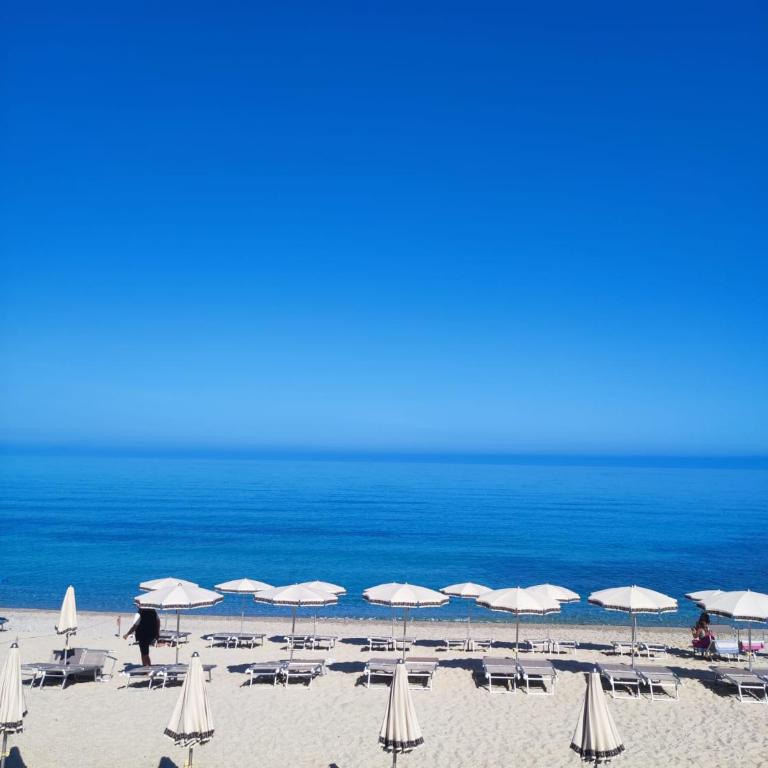 Residenza Stefanelli - Appartamento con 2 Camere da Letto e Vista Mare - 58