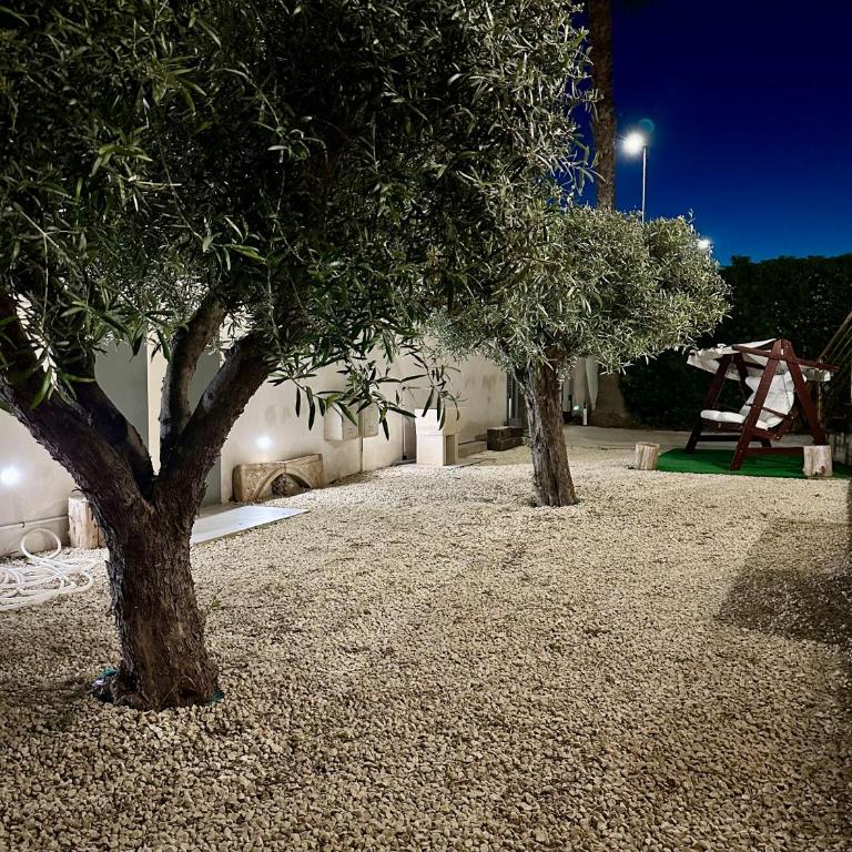 Villa Benazar - Luxury Suite 150m to the sea - Black Pearl Suite with sea view and balcony - 3