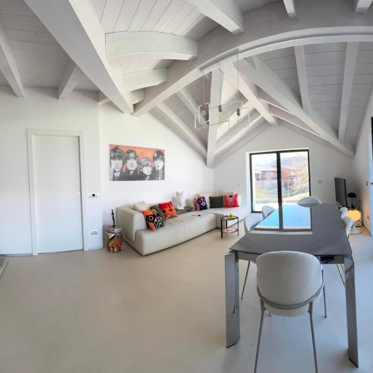 Top floor design apt, 3bd, 2bt! - Appartamento con 2 Camere da Letto - 4
