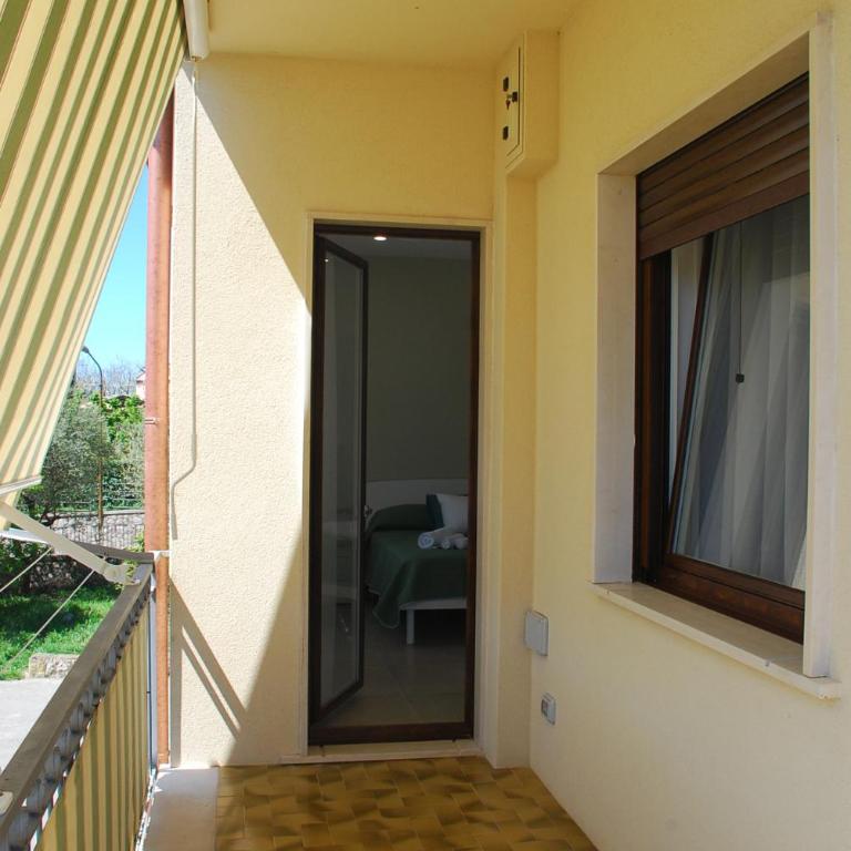 OrangeSun Holiday Home con parcheggio - Two-Bedroom House - 24