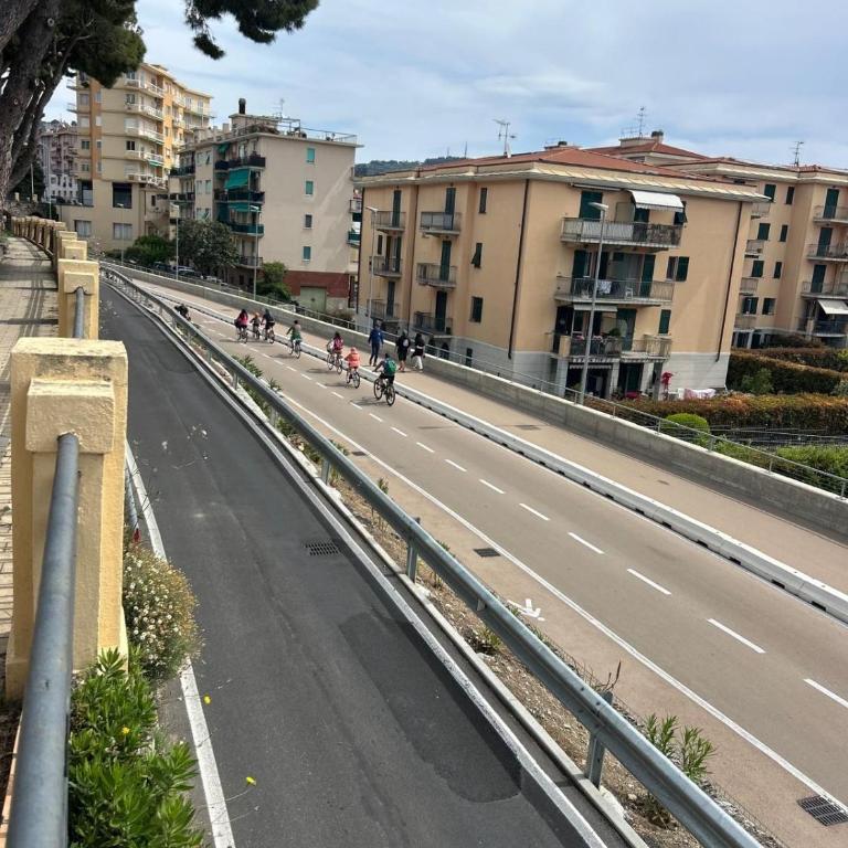 Appartamento Incantevole a 100metri dal mare e accanto alla Pista Ciclabile - Appartamento Deluxe con 1 Camera da Letto e Vista Giardino - 11