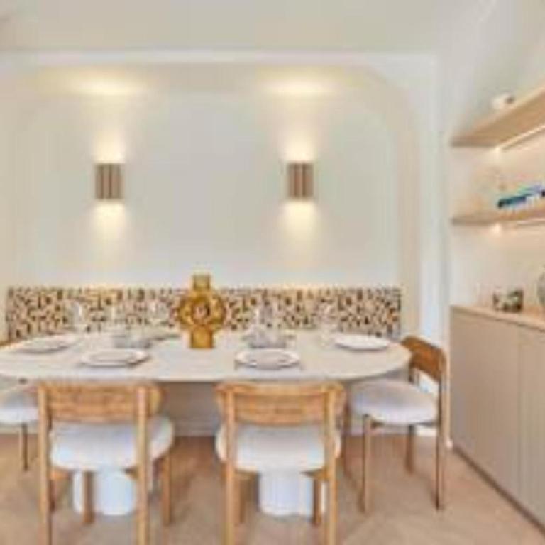Sumptuous apartment with garden Arc de Triomphe - Three-Bedroom Apartment - 7
