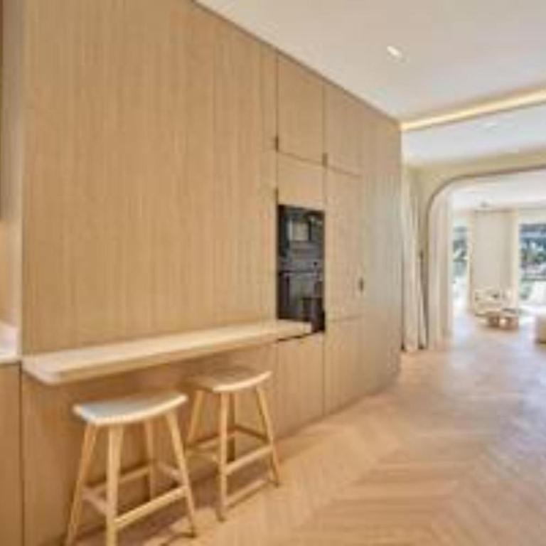 Sumptuous apartment with garden Arc de Triomphe - Three-Bedroom Apartment - 31