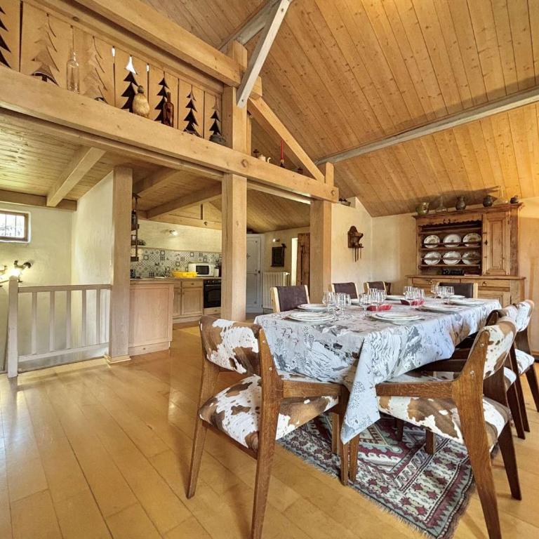 Appartement de 5 pièces à Praz-sur-Arly avec cheminée, mezzanine et parking - 8 pers - Appartement 4 Chambres - 3