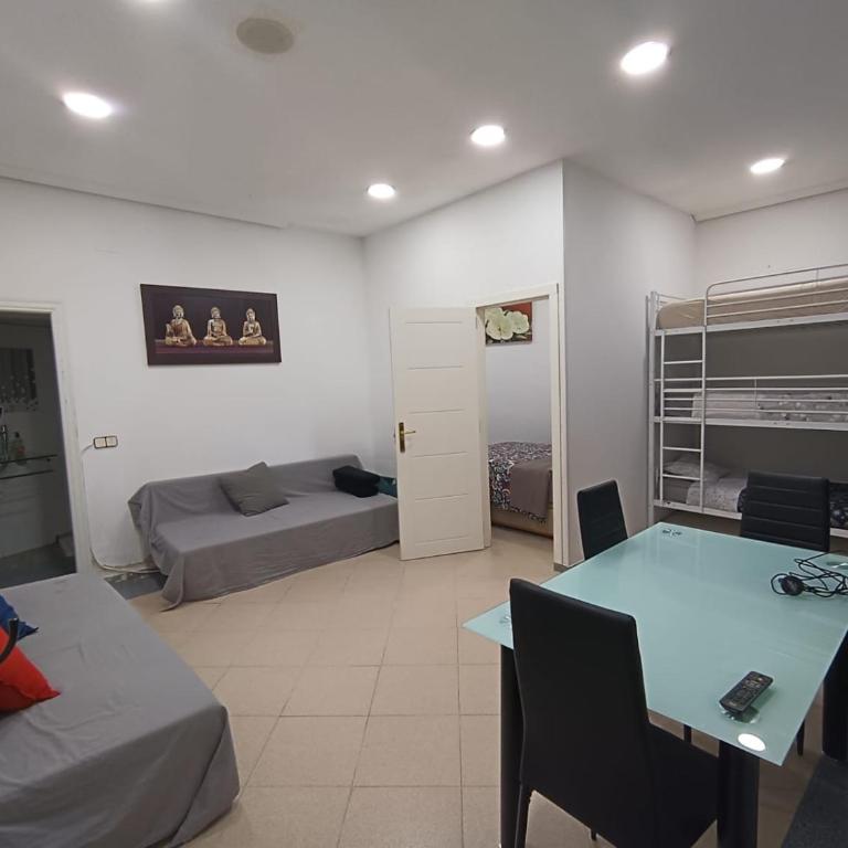 Hostel La Latina - Family Studio - 4