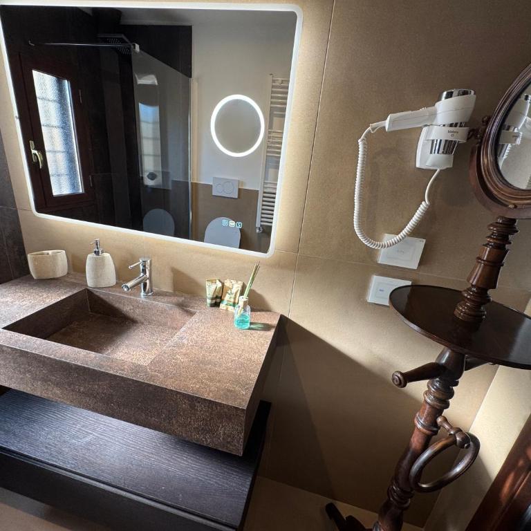 Domus Colosseum, detached house just few steps from the Colosseum - Chalet con 1 Camera da Letto - 11
