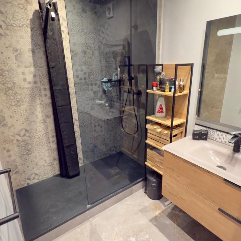 Confort Moderne au Cœur d'Antibes - Appartement 1 Chambre - 8