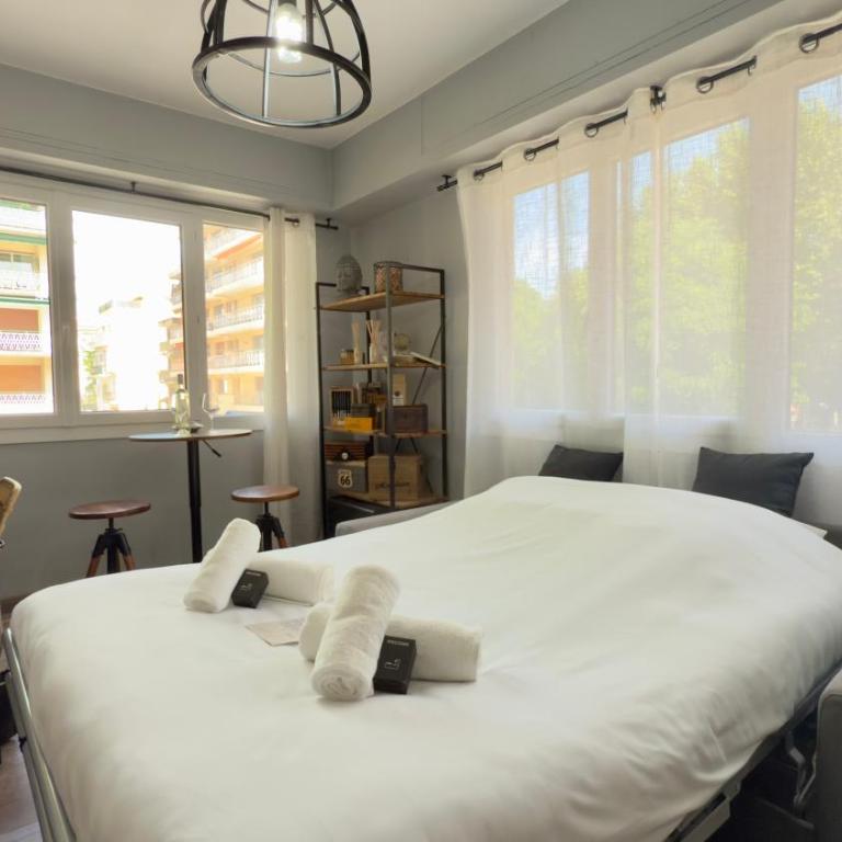 Confort Moderne au Cœur d'Antibes - Appartement 1 Chambre - 7