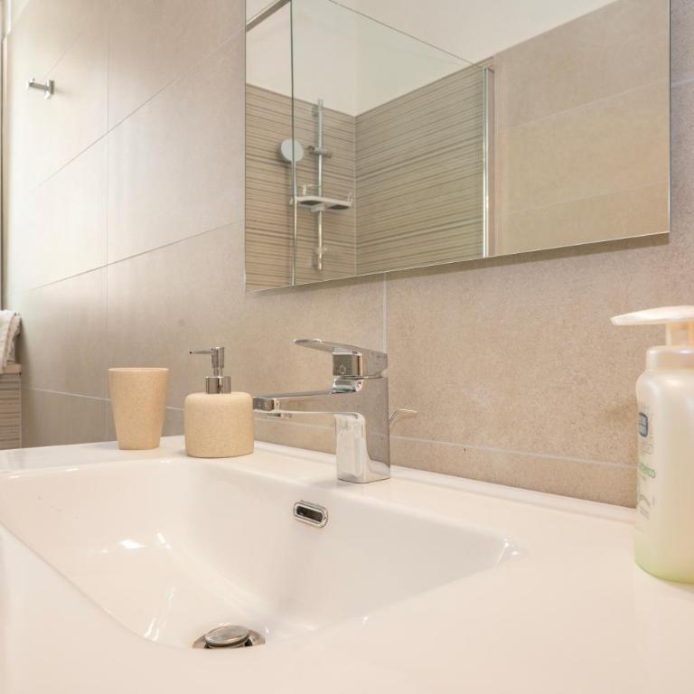 Angela house - Appartamento con 1 Camera da Letto - 14