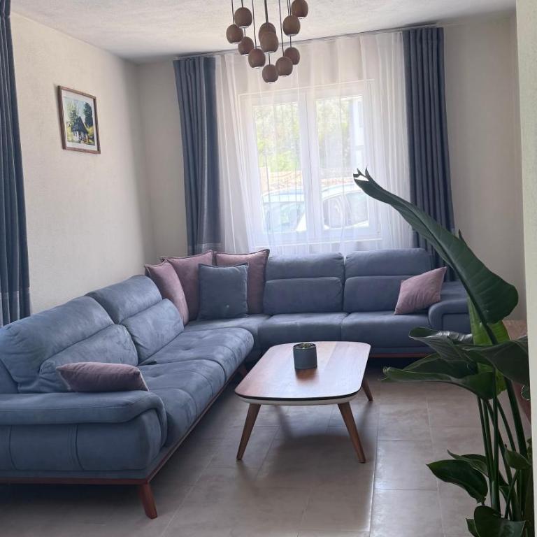 BonacaL&I - Three-Bedroom Villa - 3
