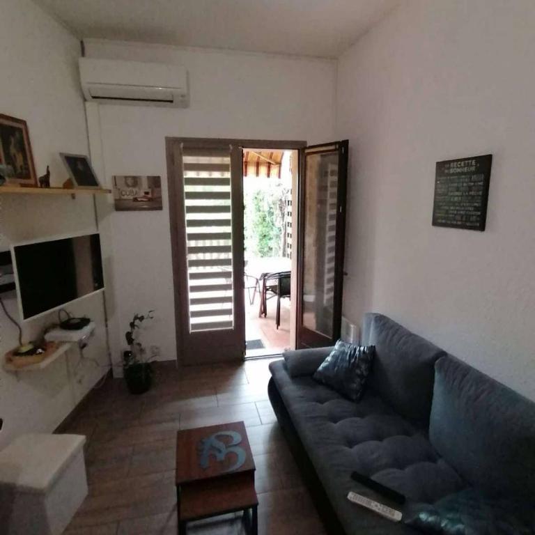 Rez-de-jardin proche plage - One-Bedroom Apartment - 10