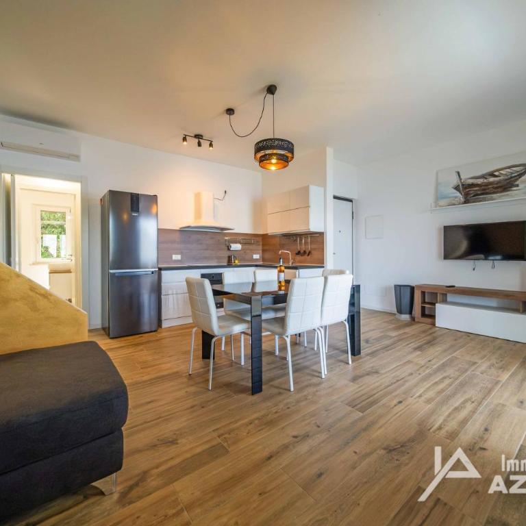 Il Sospiro del Lago - Immobiliare Azzurra - Villa con Piscina Privata - 15
