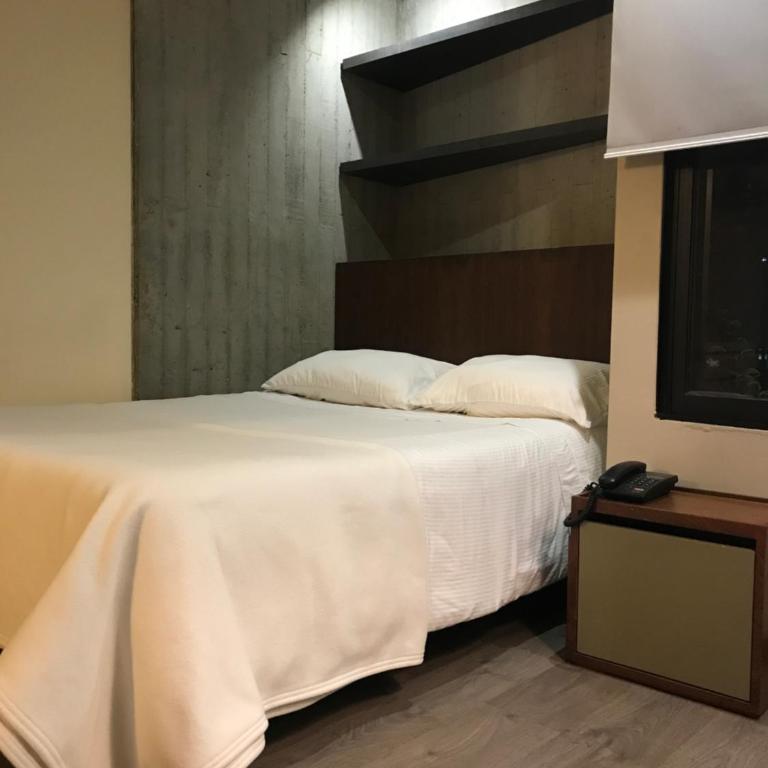 Excelente ubicacion comodidad en Chapinero - Apartamento de 1 dormitorio - 1