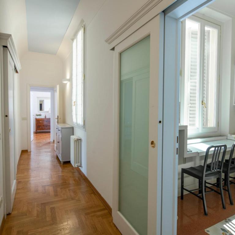 Romantic and Charming Apartments - Appartamento con 2 Camere da Letto - 1
