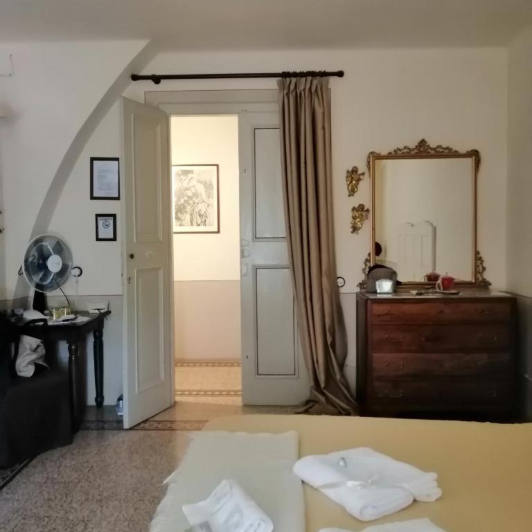 Bed and Breakfast Evelina - Camera King Standard - 5