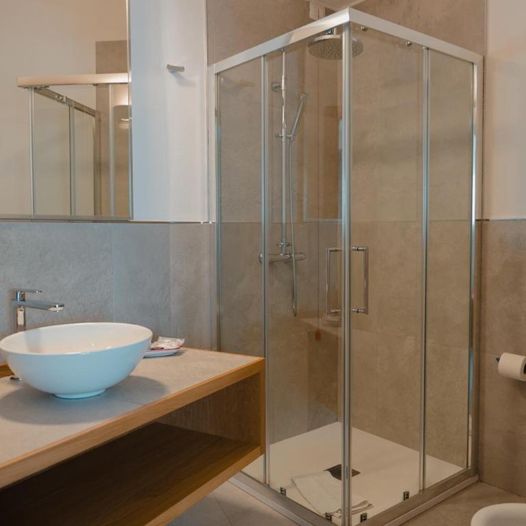 Rooms, affittacamere Maksim - Camera Matrimoniale con Balcone e Vista Mare - 4