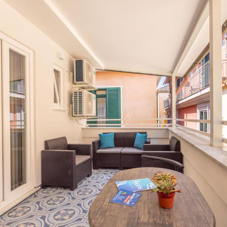 Estate4home - Heart Holiday - Appartamento con Balcone - 17
