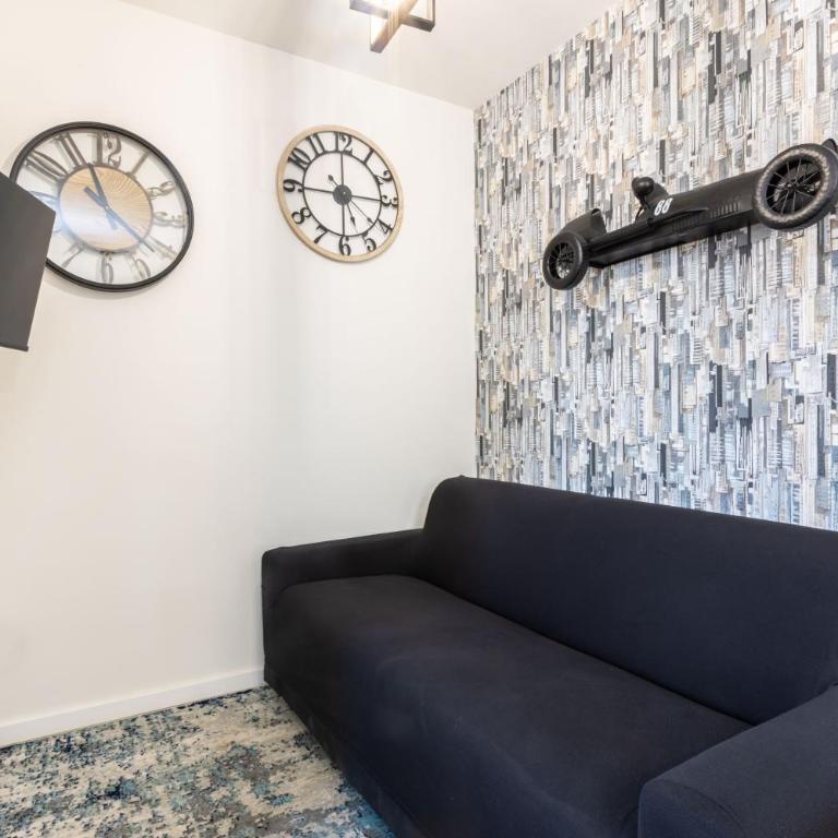 Estate4home - Heart Holiday - Appartamento con Balcone - 16