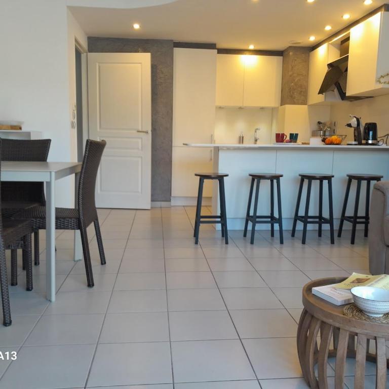 Cannes Centre-Ville, Clim, WiFi 2-4P - Appartement avec Balcon - 3