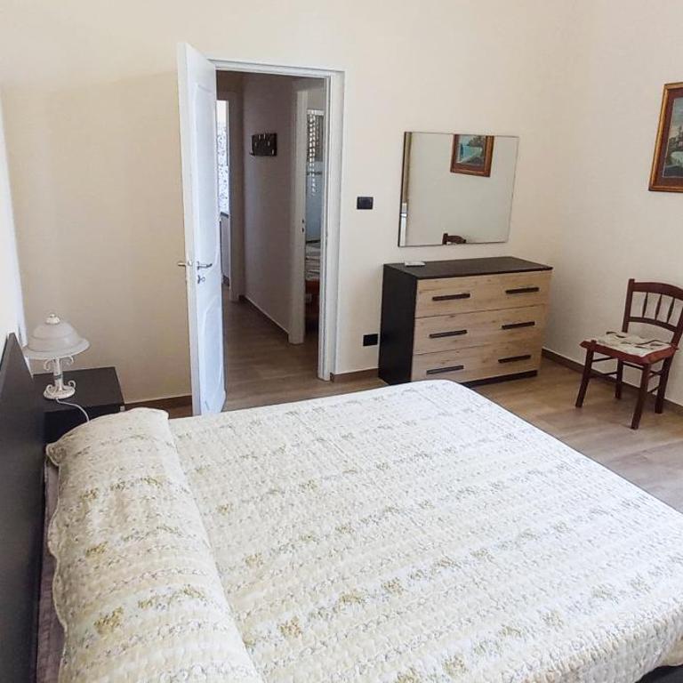 Casa Aurora G - Appartamento con 2 Camere da Letto - 2