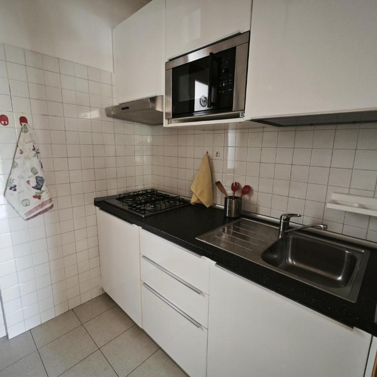 R07 - Trilocale con terrazzo e garage - Apartment - 12