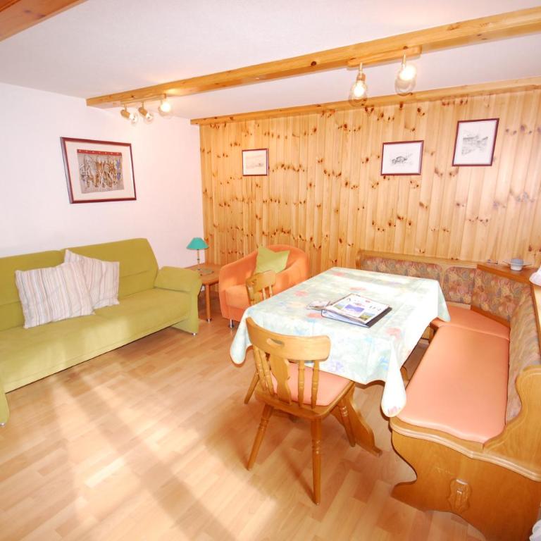 Chalet Alpenruh - Apartment mit 3 Schlafzimmern und Balkon (5 Erwachsene) - 4