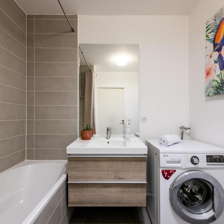 Vasco de Gama - Two-Bedroom Apartment - 17