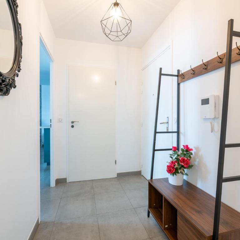 Vasco de Gama - Two-Bedroom Apartment - 19