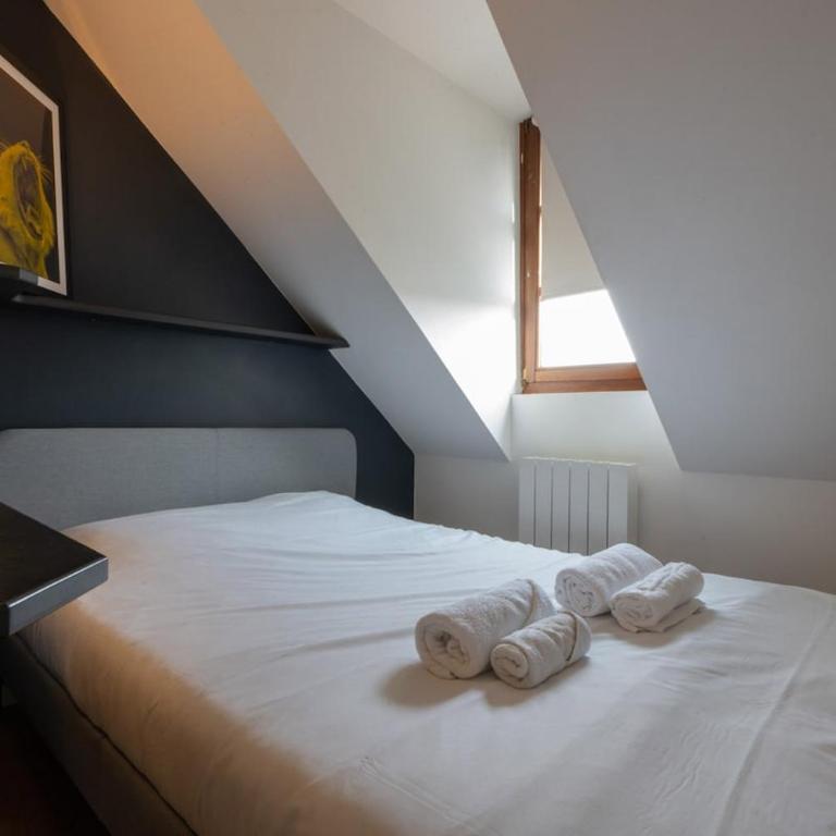 Ideal - Quiet garden - Free parking - Appartamento con 2 Camere da Letto - 1