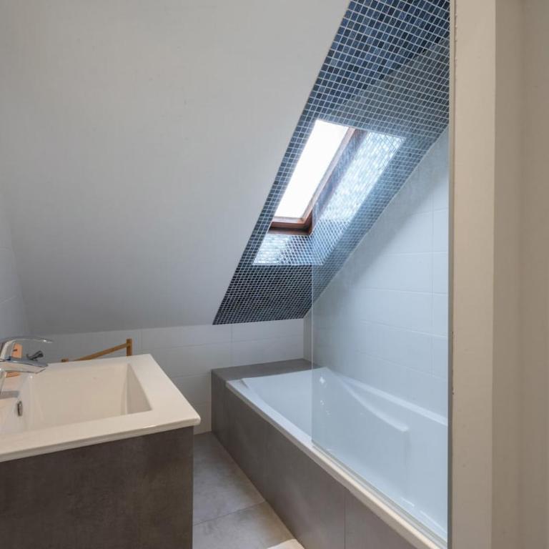 Ideal - Quiet garden - Free parking - Appartamento con 2 Camere da Letto - 18