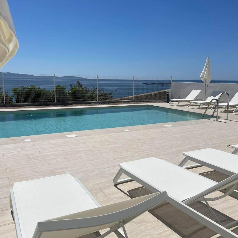 Appartement de luxe type 4 Eden Suite Sanguinaires vue mer avec piscine chauffée résidence Ajaccio - Apartment mit 3 Schlafzimmern - 1
