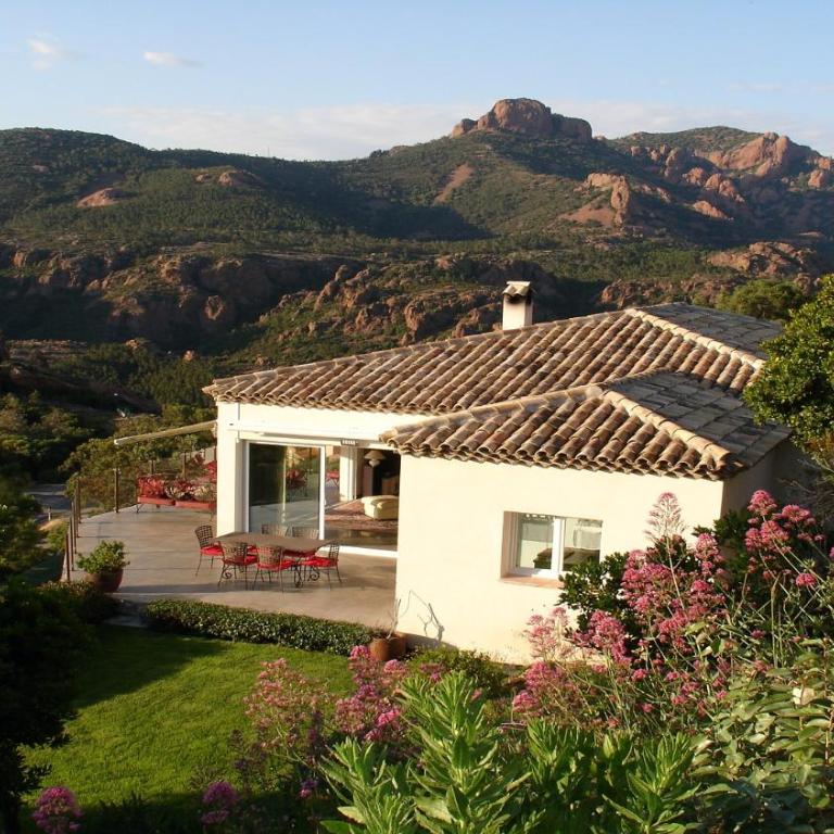La Cousinade de l'Esterel - Five-Bedroom House - 10