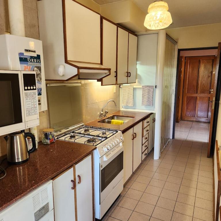 Apartamento espacioso en el corazón de Mendoza - Apartamento de 2 dormitorios - 8